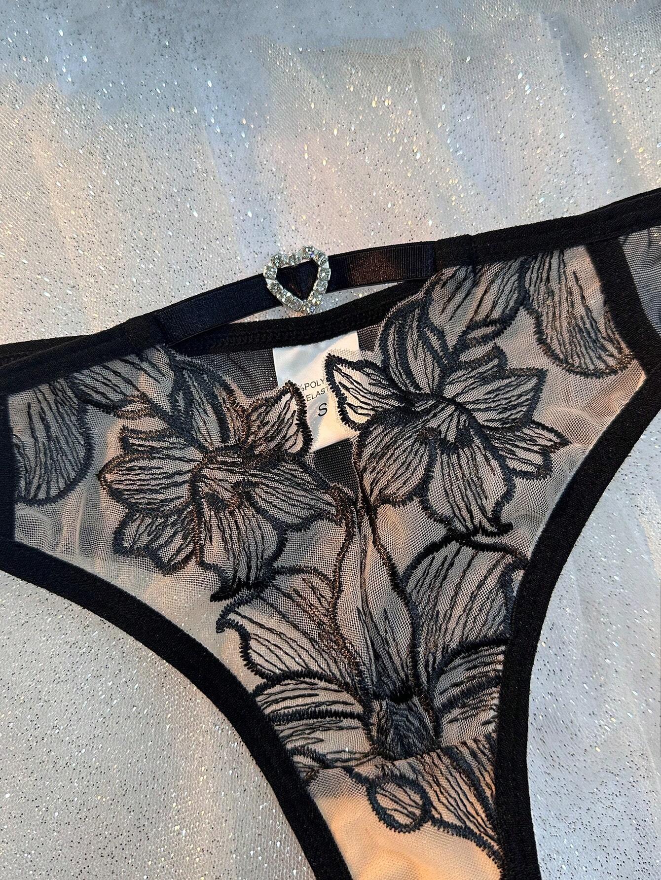 Flower Embroidered Mesh & Rhinestone Decor Heart Shaped Ring Adornment Bra & Panty Lingerie Set