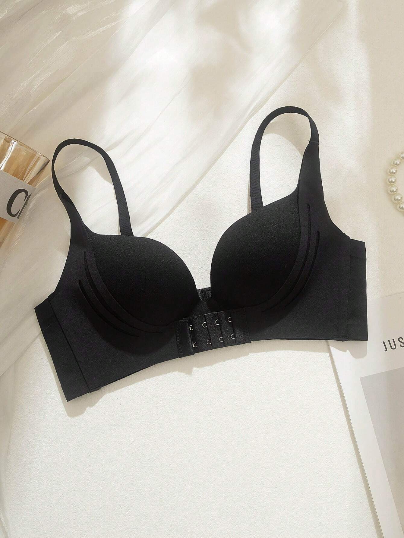 Women's Padded Underwire Bra - Enhances Cleavage For Small Bust