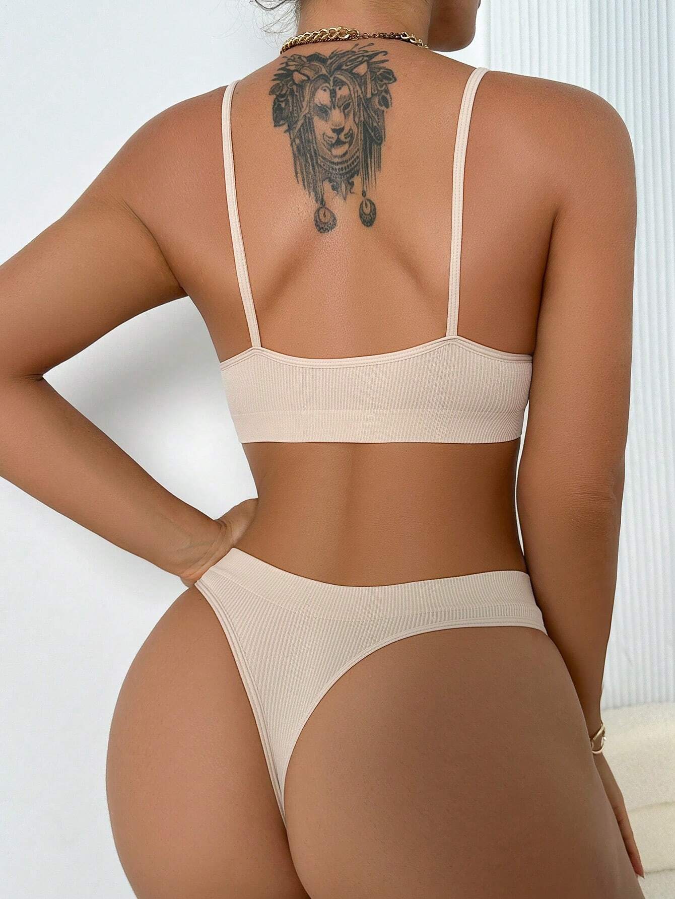 Women's Leisure Series Seamless Wire-Free Underwear Thong Set