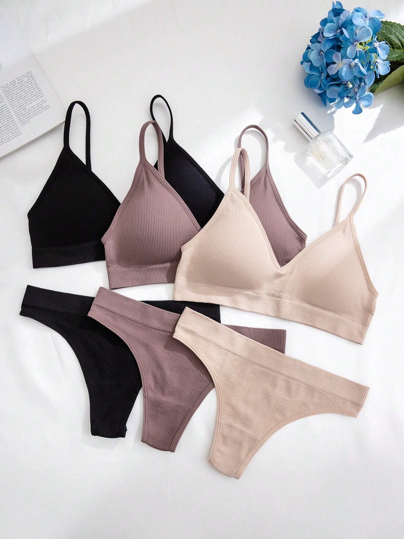 Women's Leisure Series Seamless Wire-Free Underwear Thong Set Multicolor 2