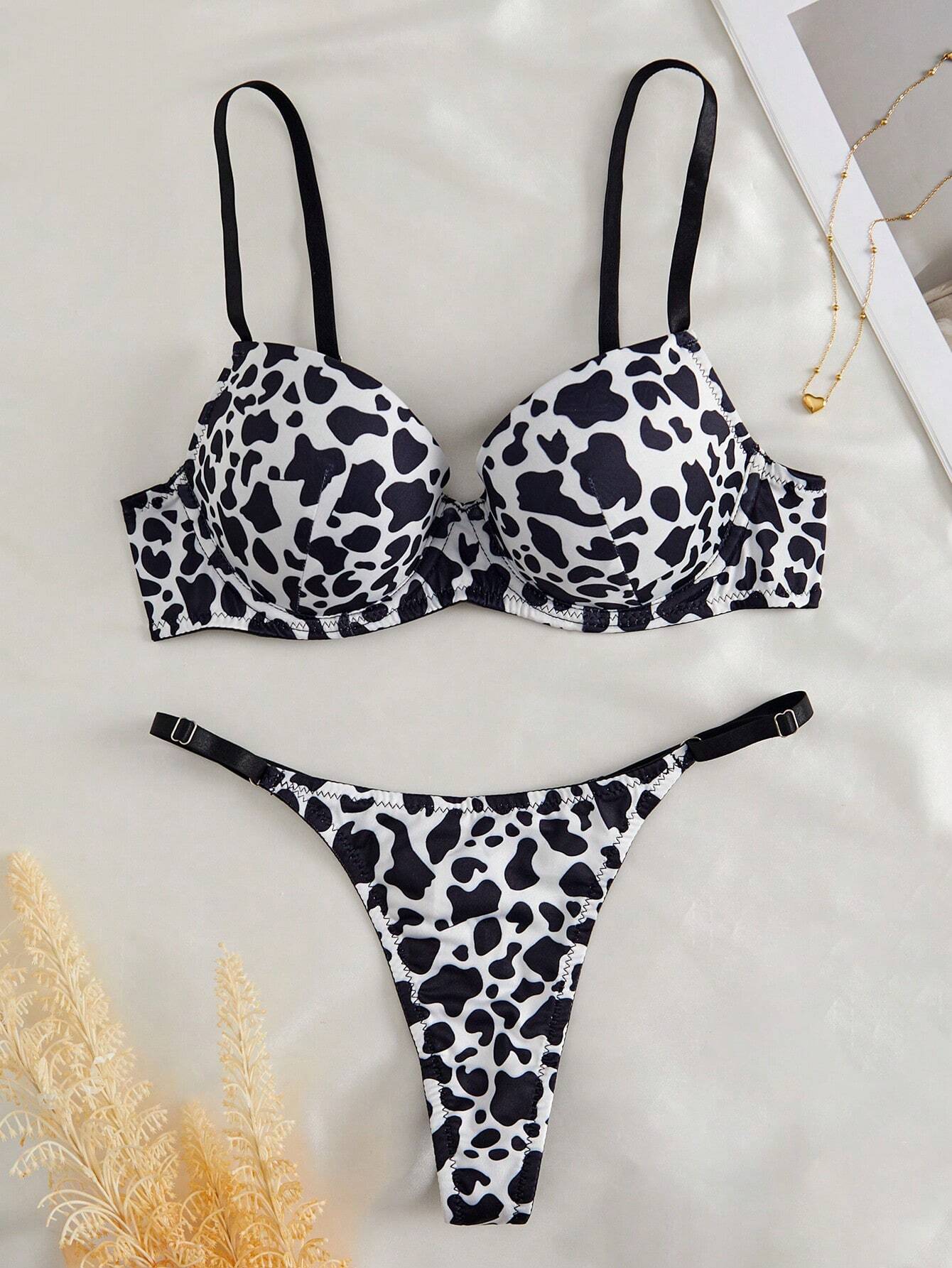 Eraneu 2pcs Women's Fashionable Cow Print Lingerie Set Black & White
