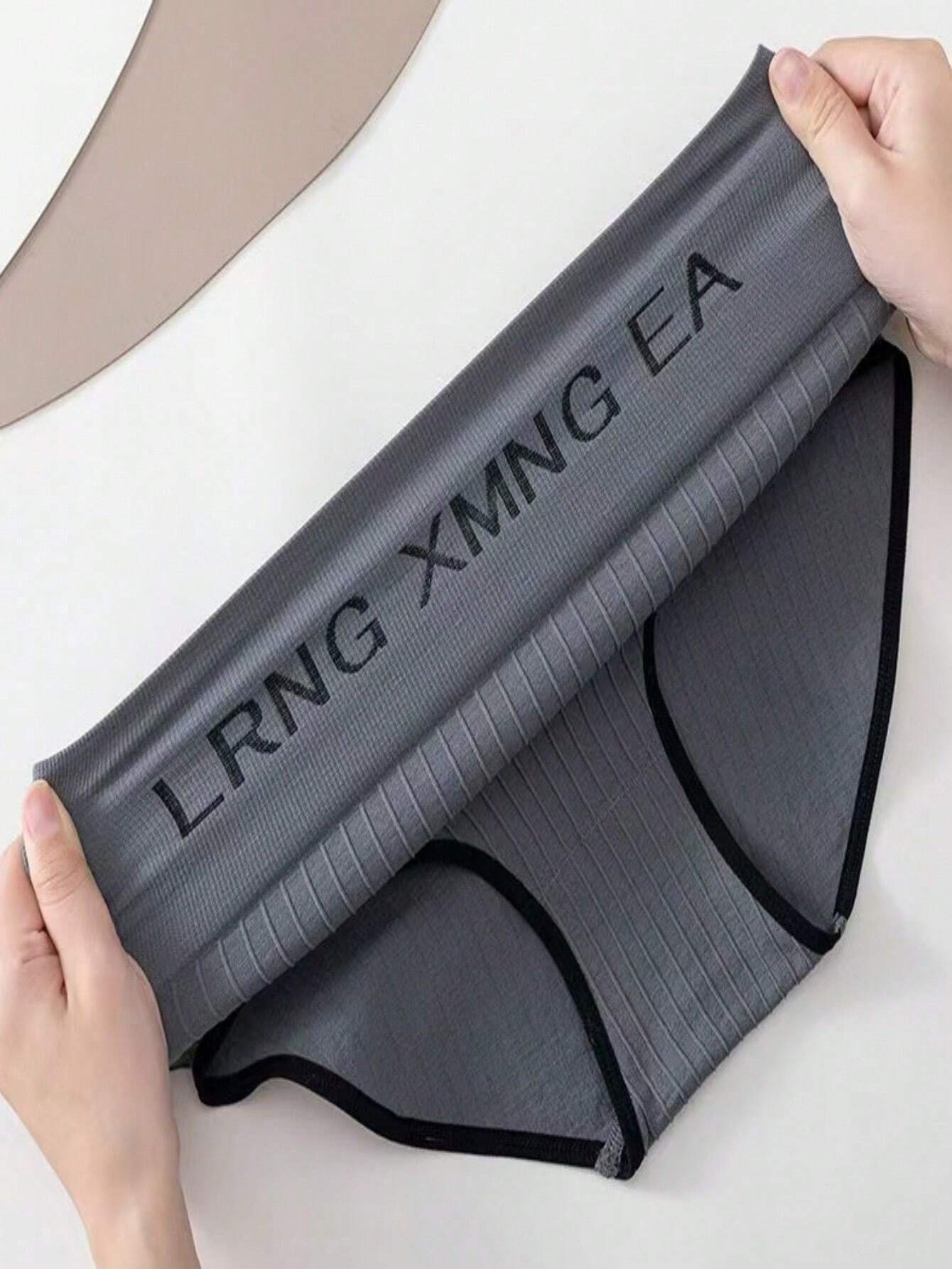 4pcs Women Mixed Colors Quick-Drying Comfortable Traceless Seamless Mid-Rise Panties