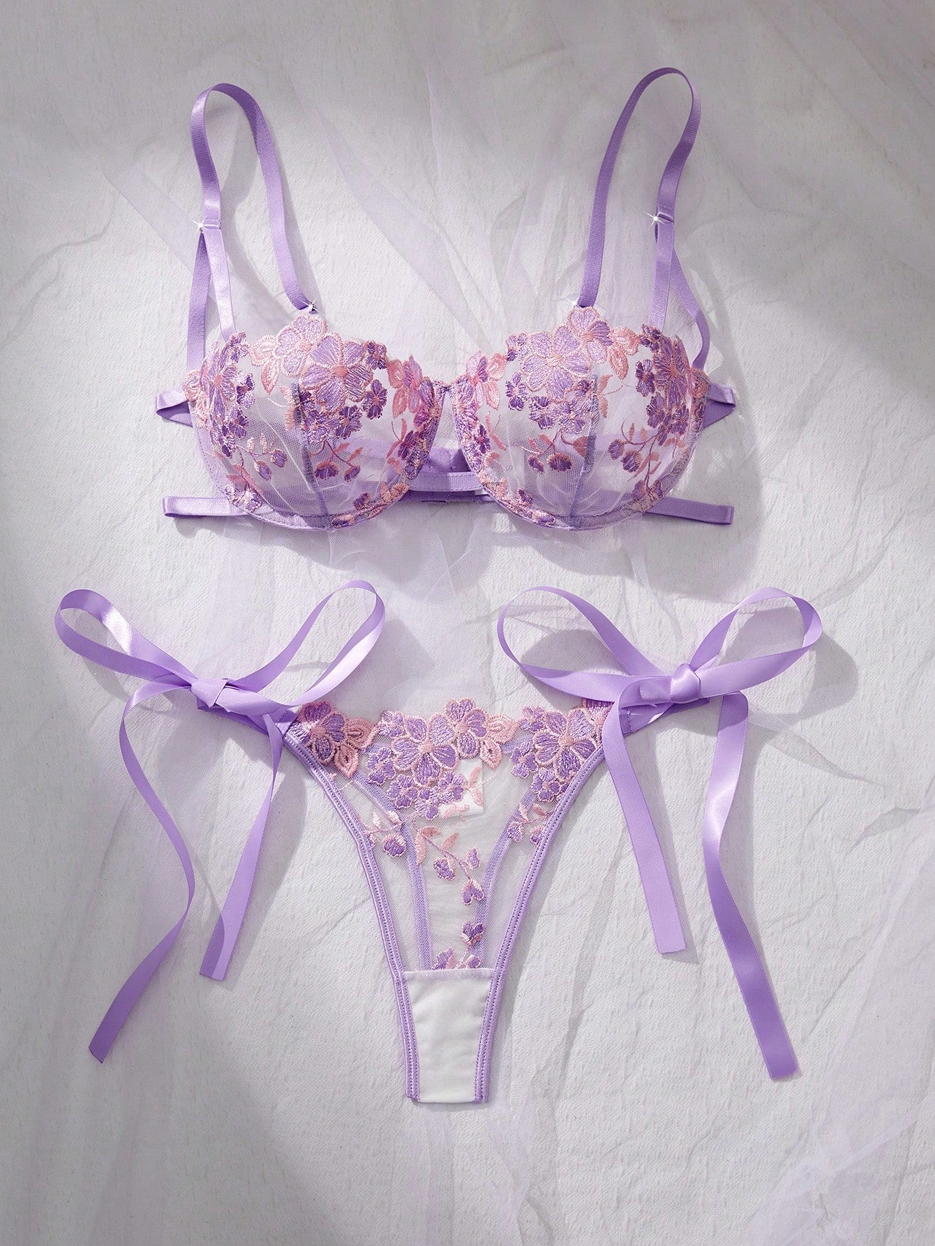 2pcs/Set Sky Blue Embroidered Strap Ladies Lingerie Set Purple