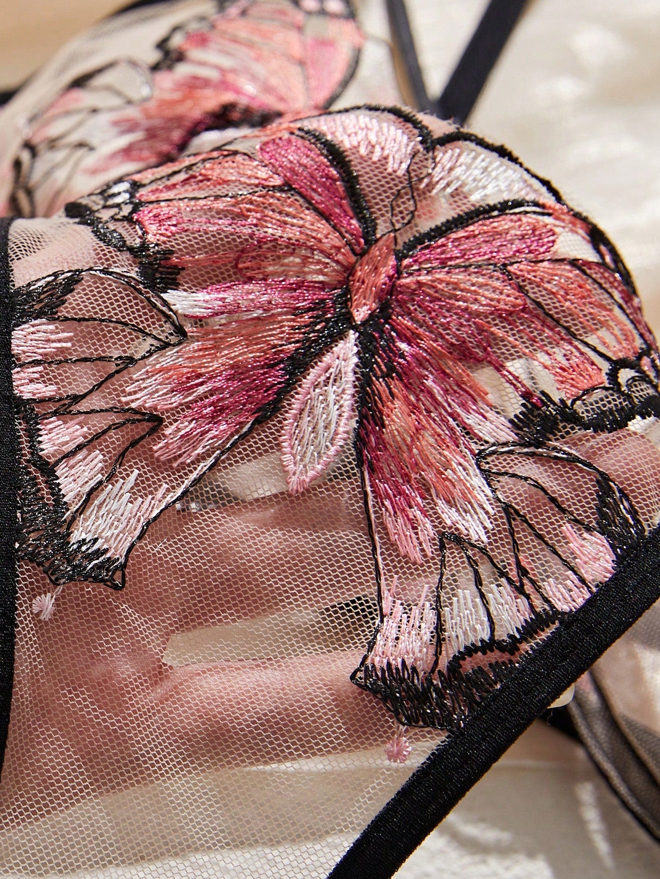 2pcs Romantic Butterfly Embroidery Sexy Lingerie Set For Valentine's Day