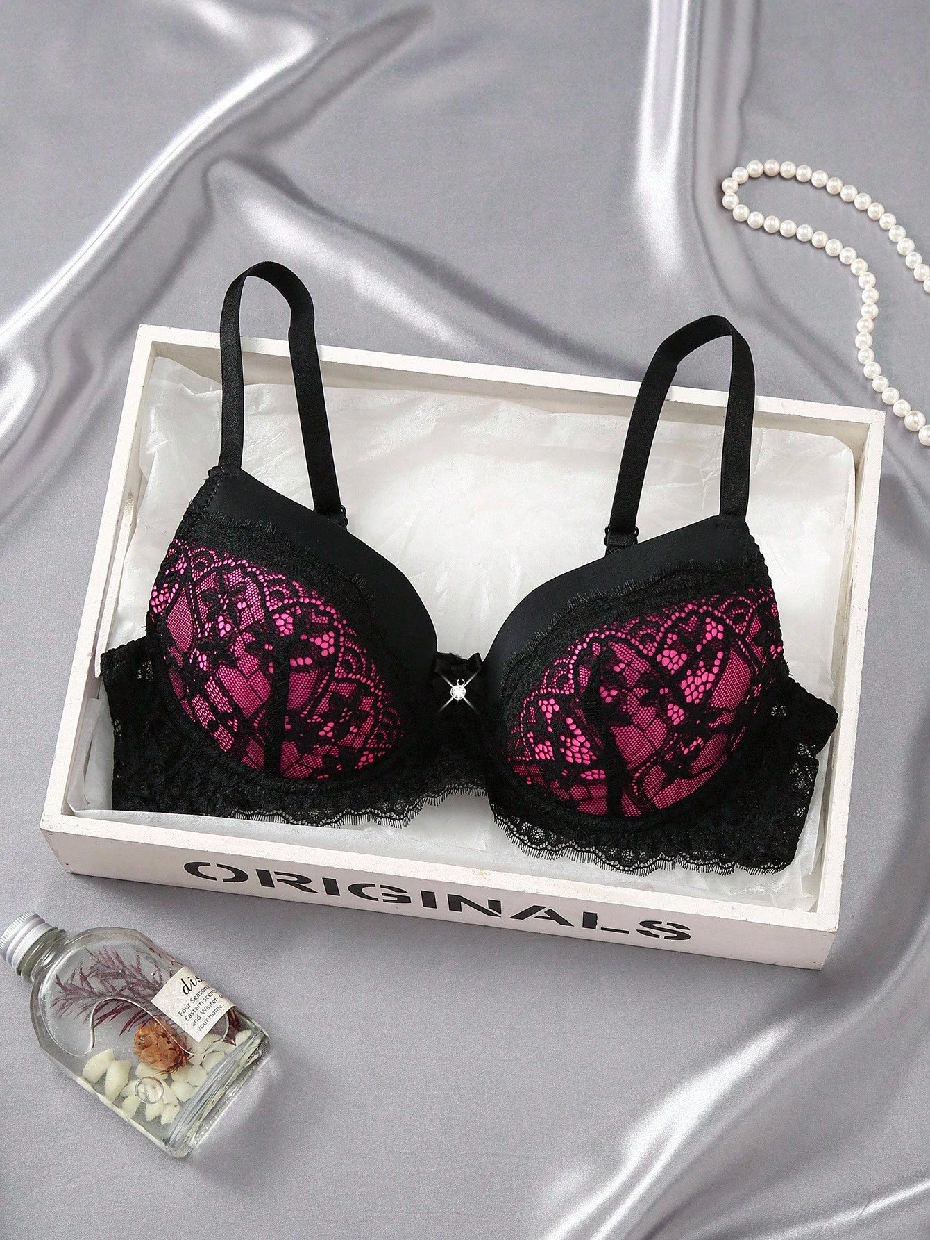 1pc Contrast Lace Sexy Push-Up Romantic Underwire Bra Set