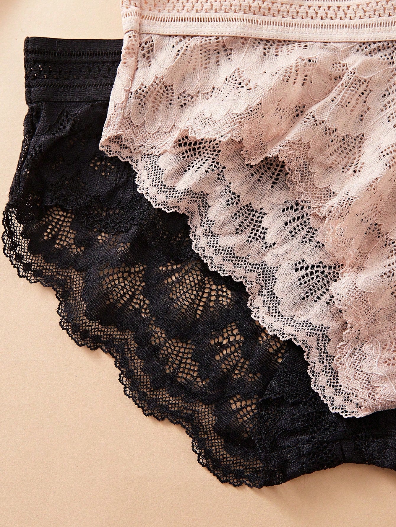 Ladies Comfortable Flower Lace Wireless Sexy Lingerie Bra And Panty