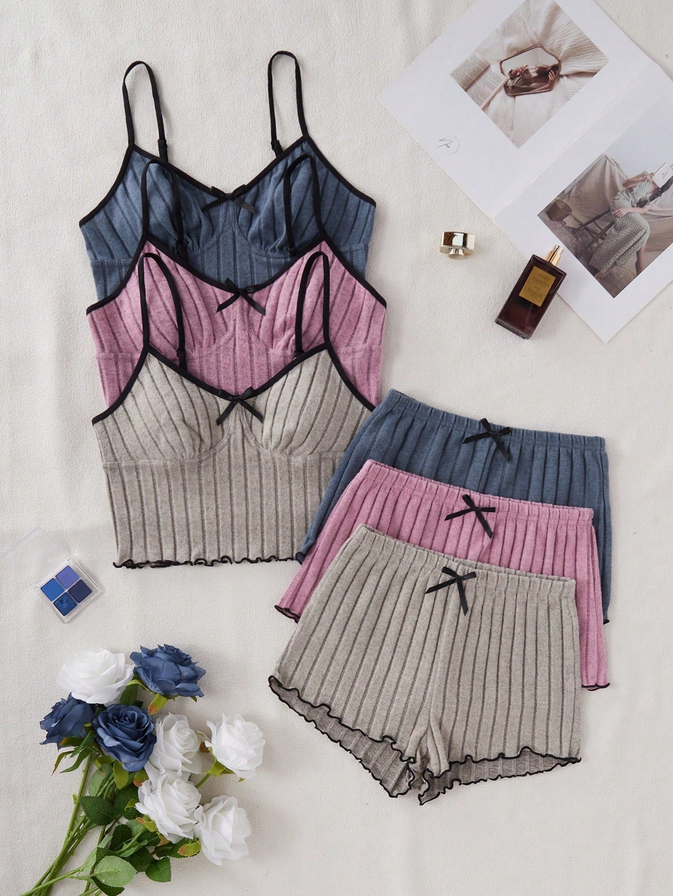 Women Casual Bow Decor Cami Top & Shorts