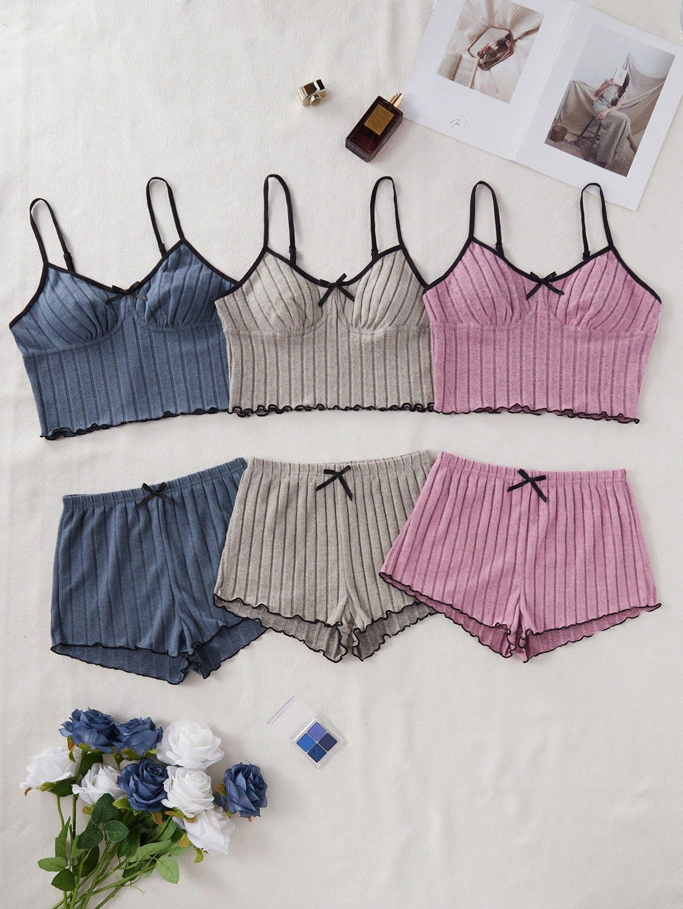 Women Casual Bow Decor Cami Top & Shorts