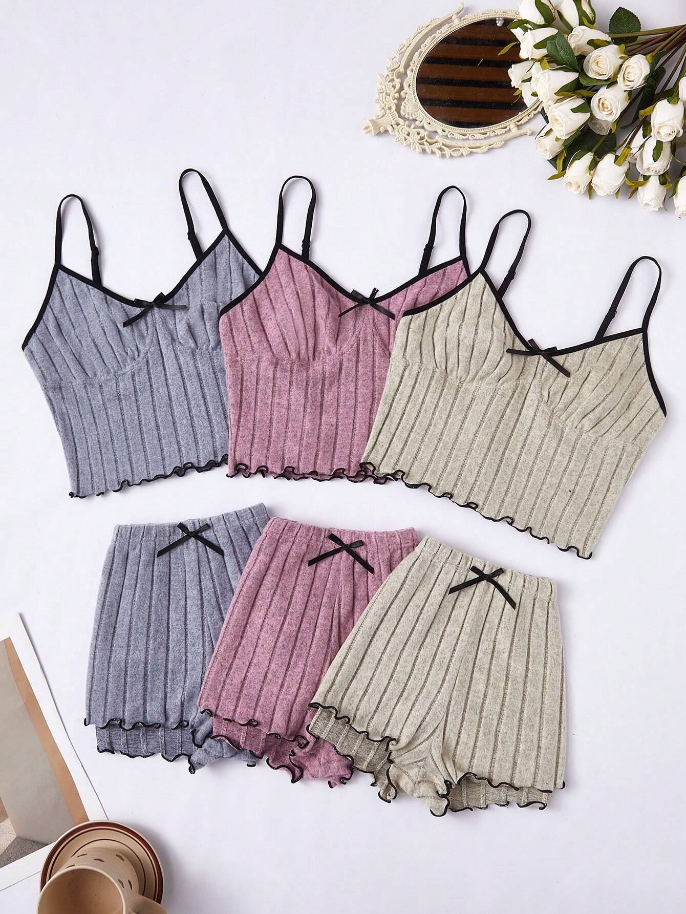 Women Casual Bow Decor Cami Top & Shorts