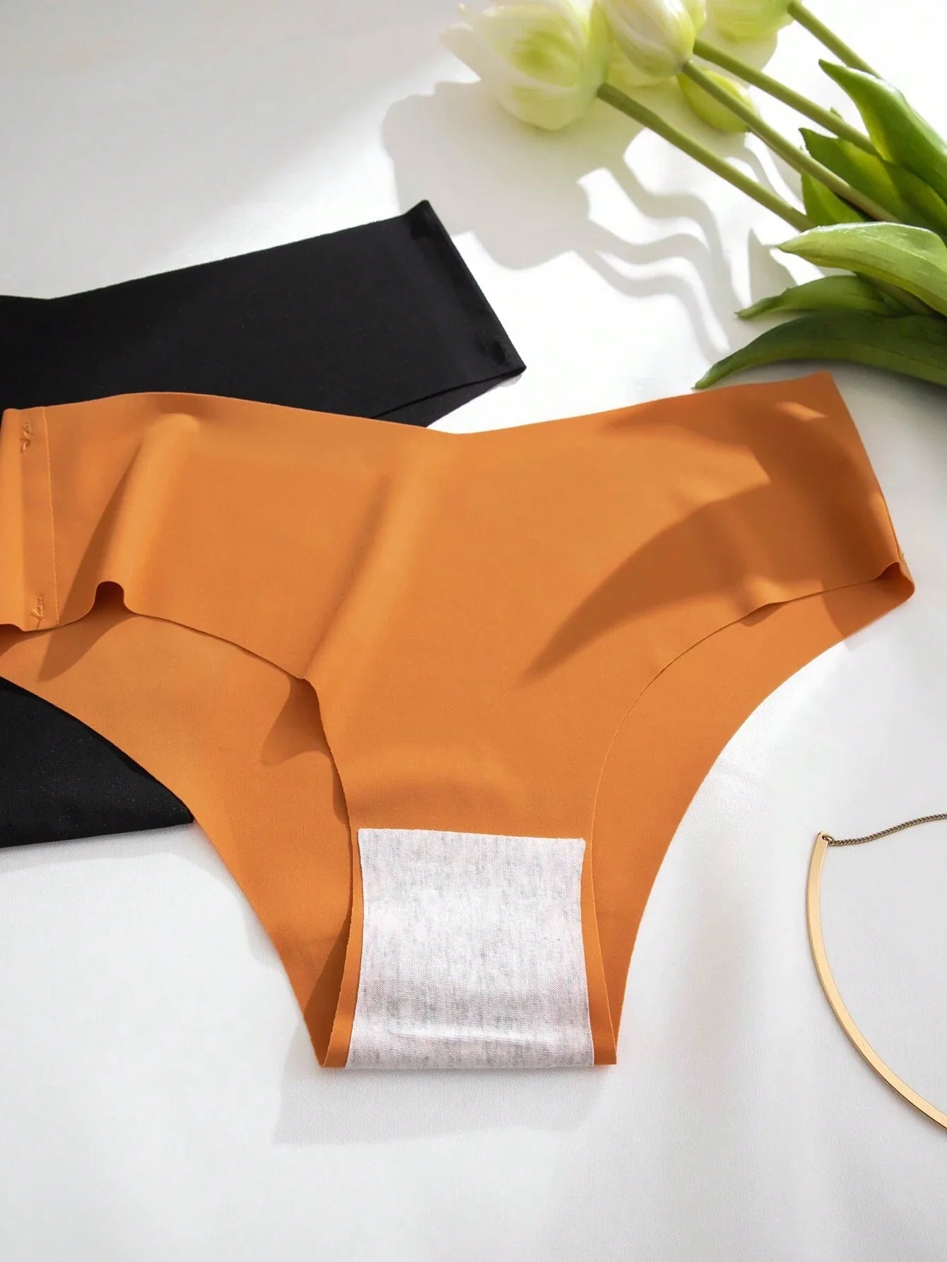 5pcs/Pack Women's Seamless Adhesive Breathable Sexy Bikini Briefs