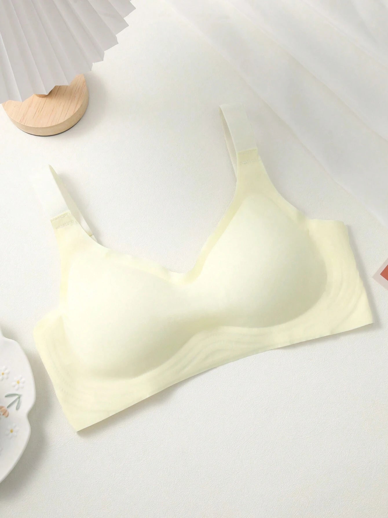Seamless Backless Wireless Thin Adjustable Strap Bra