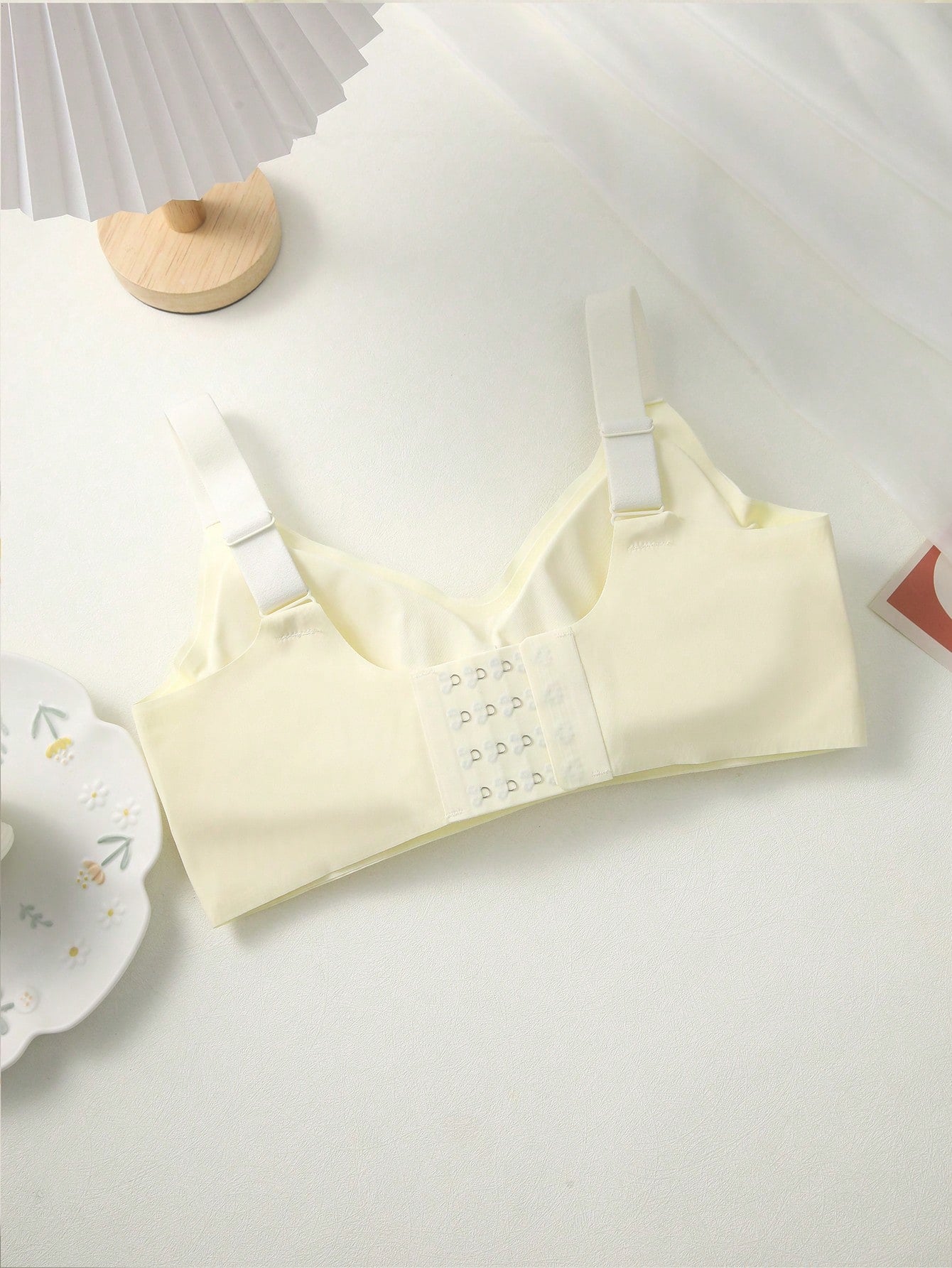 Seamless Backless Wireless Thin Adjustable Strap Bra