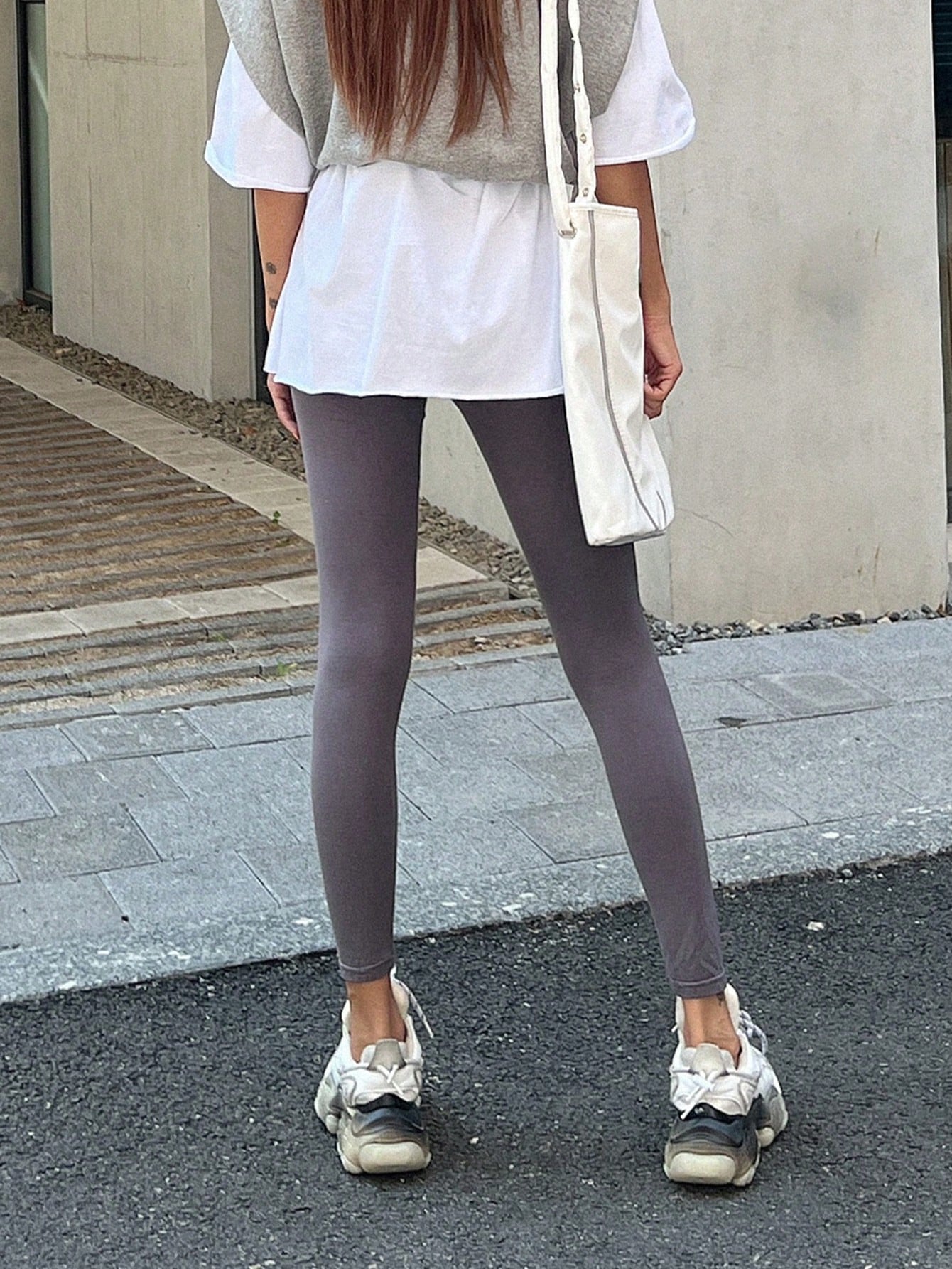 DAZY Solid Elastic Waist Leggings